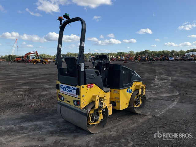 2017 Bomag BW120AD-5 Double Drum Roller - Compactador de asfalto: foto 3 2017 Bomag BW120AD-5 Double Drum Roller - Compactador de asfalto: foto 3