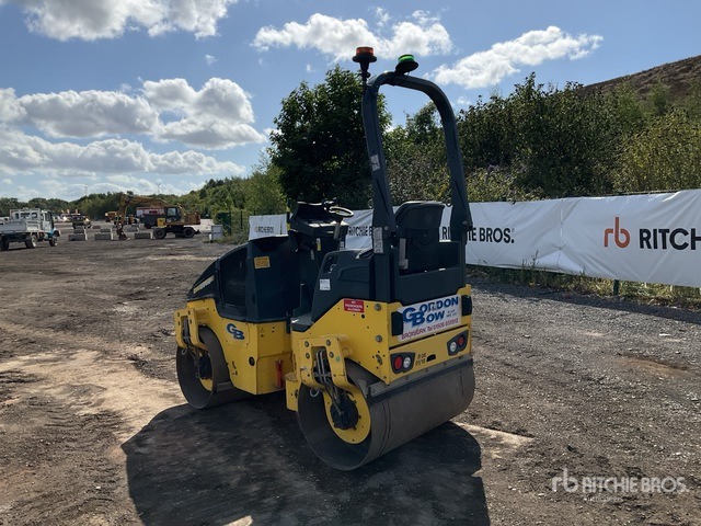 2017 Bomag BW120AD-5 Double Drum Roller - Compactador de asfalto: foto 3 2017 Bomag BW120AD-5 Double Drum Roller - Compactador de asfalto: foto 3