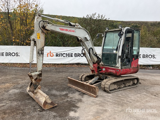 2018 Takeuchi TB240 Mini Excavator: <6.6t - Mini escavadeira: foto 1 2018 Takeuchi TB240 Mini Excavator: <6.6t - Mini escavadeira: foto 1