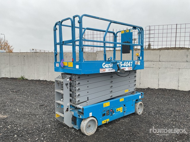 2019 Genie GS-4047 2019 Genie GS4047 Scissor Lift Scissor Lift - Plataforma de Tijera/ Plataforma de tesoura: foto 2 2019 Genie GS-4047 2019 Genie GS4047 Scissor Lift Scissor Lift - Plataforma de Tijera/ Plataforma de tesoura: foto 2