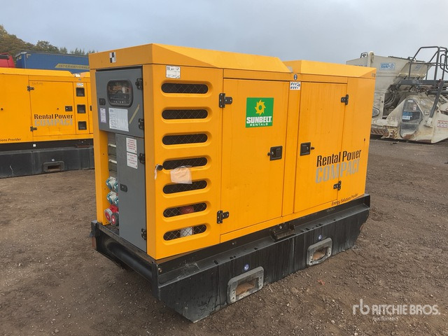 2016 Sdmo R110 100 kVA Skid-Mounted Generator Set - Máquina de outro: foto 1 2016 Sdmo R110 100 kVA Skid-Mounted Generator Set - Máquina de outro: foto 1