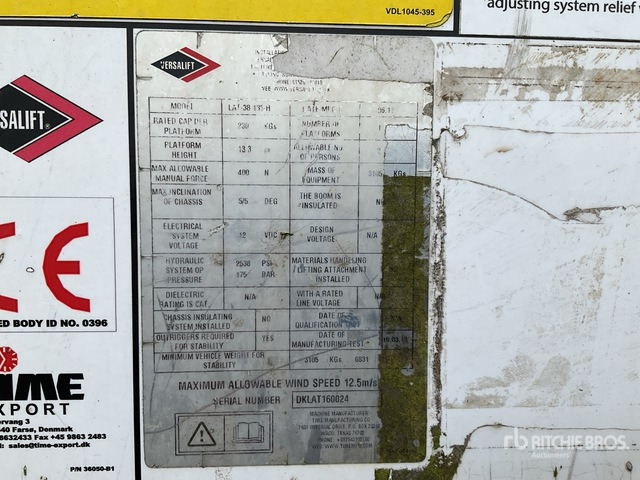 Toyota Hilux Bucket Truck - Caminhão com plataforma aérea: foto 5 Toyota Hilux Bucket Truck - Caminhão com plataforma aérea: foto 5