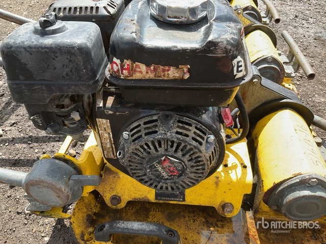Wacker Neuson VP1340A Vibratory Plate Compactor - Placas vibratórias: foto 5 Wacker Neuson VP1340A Vibratory Plate Compactor - Placas vibratórias: foto 5
