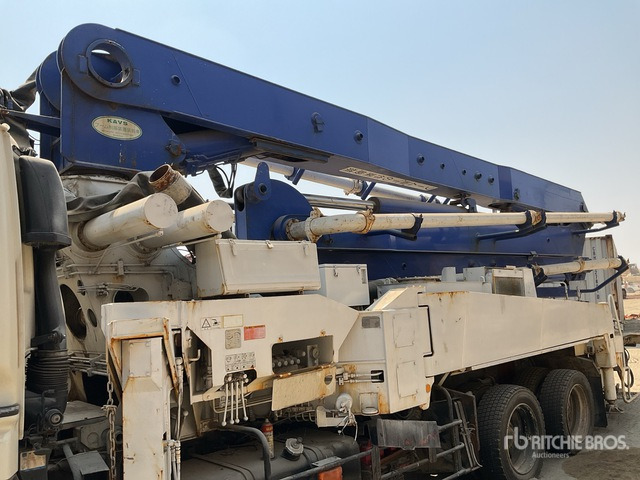 1999 Isuzu 6x4 Concrete Pump Truck - Autobomba de betão: foto 4 1999 Isuzu 6x4 Concrete Pump Truck - Autobomba de betão: foto 4