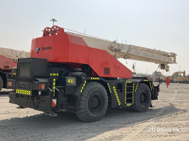 2002 Tadano TR300EX 30 ton 4x4x4 Rough Terrain Crane - Grua de estaleiro: foto 4 2002 Tadano TR300EX 30 ton 4x4x4 Rough Terrain Crane - Grua de estaleiro: foto 4