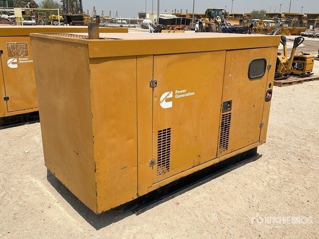 2005 Cummins C1105D5 100 kVA Skid-Mounted Generator Set - Gerador elétrico: foto 3 2005 Cummins C1105D5 100 kVA Skid-Mounted Generator Set - Gerador elétrico: foto 3