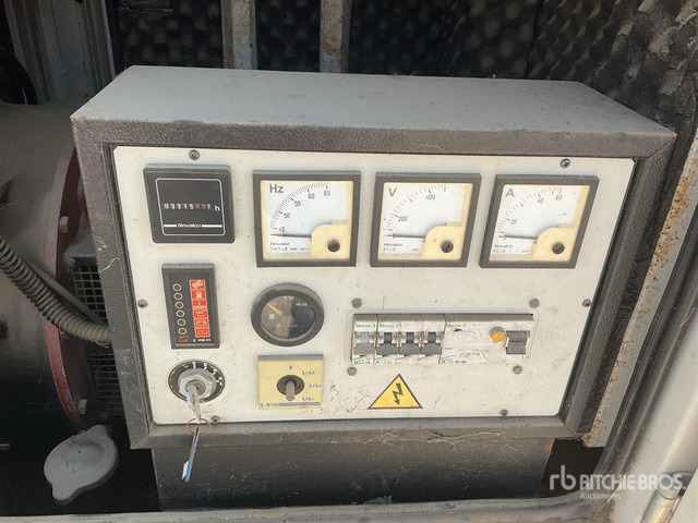 2006 Zordan LMDE30PM 30 kVA Skid-Mounted Generator Set - Gerador elétrico: foto 4 2006 Zordan LMDE30PM 30 kVA Skid-Mounted Generator Set - Gerador elétrico: foto 4