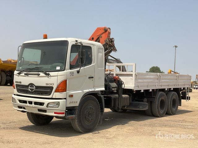 2007 Hino 500 Palfinger PK1000 4.5 ton Knuckl ... Flatbed Truck with Crane - Camião de caixa aberta/ Plataforma, Camião grua: foto 2 2007 Hino 500 Palfinger PK1000 4.5 ton Knuckl ... Flatbed Truck with Crane - Camião de caixa aberta/ Plataforma, Camião grua: foto 2