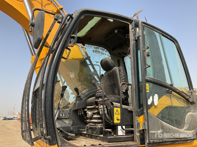 2007 JCB JS220 - Escavadora de rastos: foto 5 2007 JCB JS220 - Escavadora de rastos: foto 5
