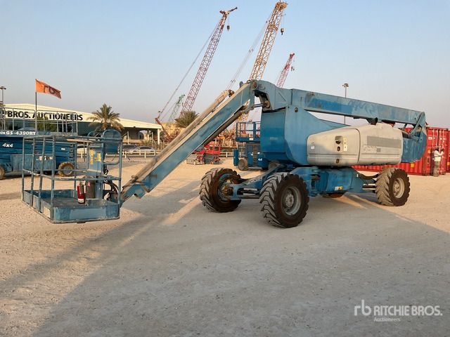 2008 Genie Z-135 4WD Diesel Articulating Boom Lift - Plataforma articulada: foto 2 2008 Genie Z-135 4WD Diesel Articulating Boom Lift - Plataforma articulada: foto 2