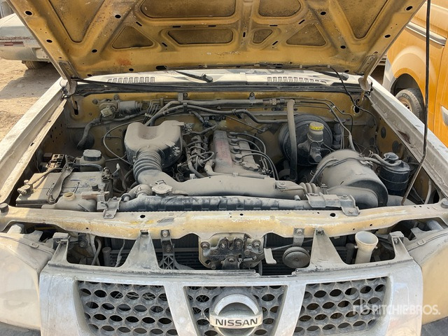 2008 Nissan 4x4 Crew Cab (Inoperable) Pickup - Pick-up: foto 5 2008 Nissan 4x4 Crew Cab (Inoperable) Pickup - Pick-up: foto 5