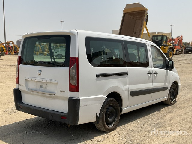 2010 Peugeot Expert Tepee - Furgão de passageiros: foto 3 2010 Peugeot Expert Tepee - Furgão de passageiros: foto 3