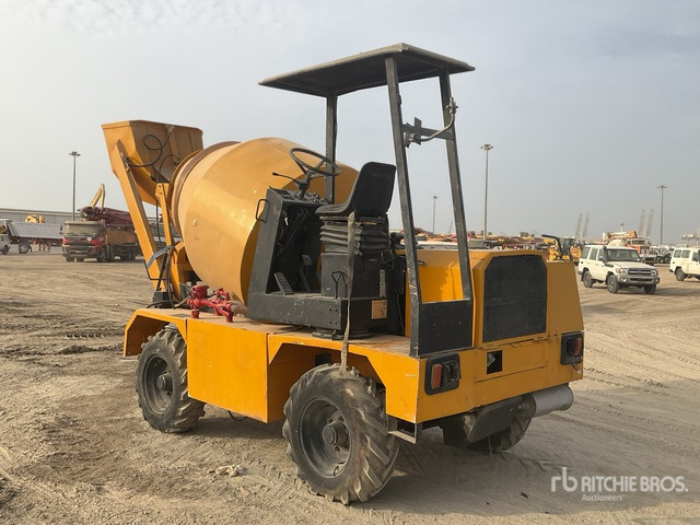 2010 Silla 3500 4x4 Self-Loading All Terrain Mixer - Camião betoneira: foto 4 2010 Silla 3500 4x4 Self-Loading All Terrain Mixer - Camião betoneira: foto 4