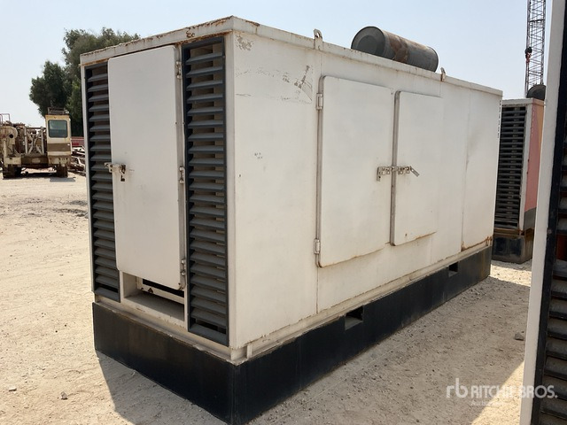 2011 Cummins 344 kVA Skid-Mounted (Inoperable) Generator Set - Gerador elétrico: foto 2 2011 Cummins 344 kVA Skid-Mounted (Inoperable) Generator Set - Gerador elétrico: foto 2