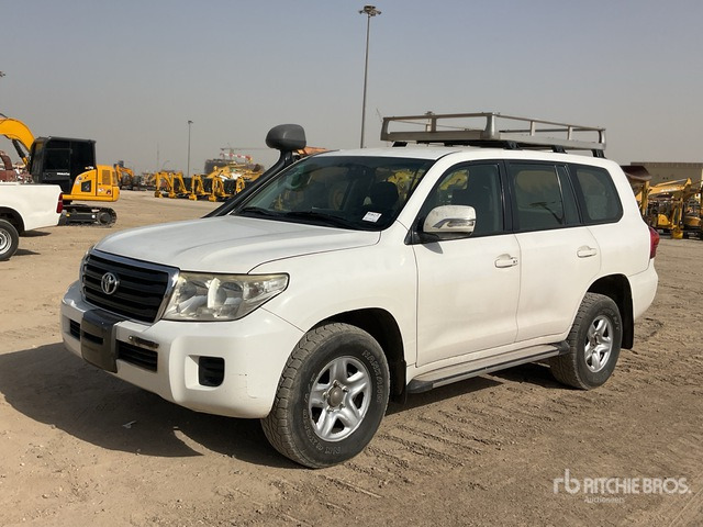 2012 Toyota Land Cruiser GX 200L 4x4 SUV - SUV: foto 1 2012 Toyota Land Cruiser GX 200L 4x4 SUV - SUV: foto 1