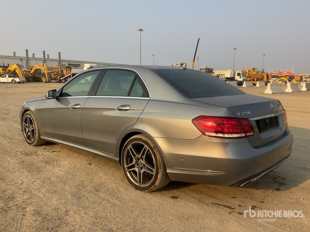 2013 Mercedes-Benz E250 - Automóvel: foto 4 2013 Mercedes-Benz E250 - Automóvel: foto 4