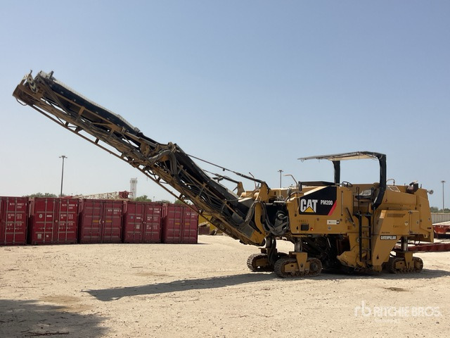 2014 Cat PM-200 Tracked Cold Planer - Aplainadora (Fresadora): foto 2 2014 Cat PM-200 Tracked Cold Planer - Aplainadora (Fresadora): foto 2
