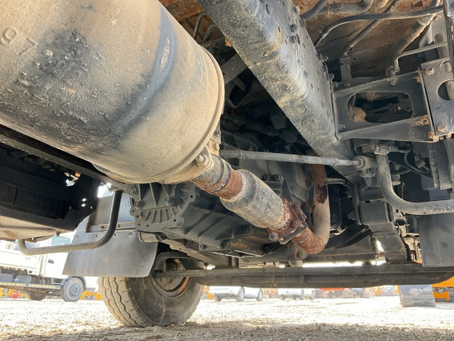 2014 Mitsubishi Canter 4x2 Crew Cab Flatbed Truck - Camião de caixa aberta/ Plataforma: foto 5 2014 Mitsubishi Canter 4x2 Crew Cab Flatbed Truck - Camião de caixa aberta/ Plataforma: foto 5