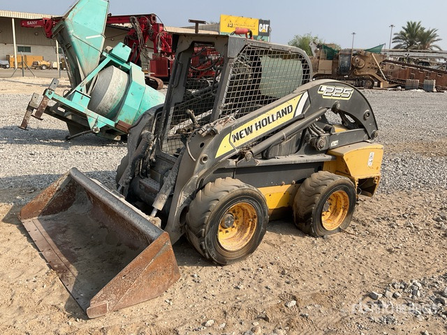2014 New Holland L225 (Inoperable) Skid Steer Loader - Mini pá carregadora: foto 1 2014 New Holland L225 (Inoperable) Skid Steer Loader - Mini pá carregadora: foto 1