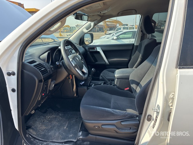 2017 Toyota Prado TX 150L 4x4 SUV - SUV: foto 5 2017 Toyota Prado TX 150L 4x4 SUV - SUV: foto 5