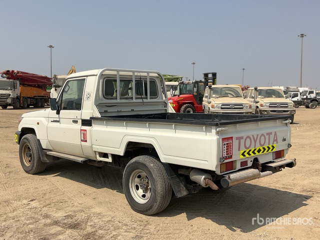 2018 Toyota Land Cruiser 79L 4x4 Pickup - Pick-up: foto 4 2018 Toyota Land Cruiser 79L 4x4 Pickup - Pick-up: foto 4