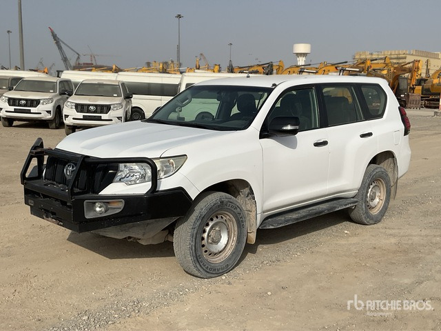 2018 Toyota Prado 150L 4x4 SUV - SUV: foto 2 2018 Toyota Prado 150L 4x4 SUV - SUV: foto 2
