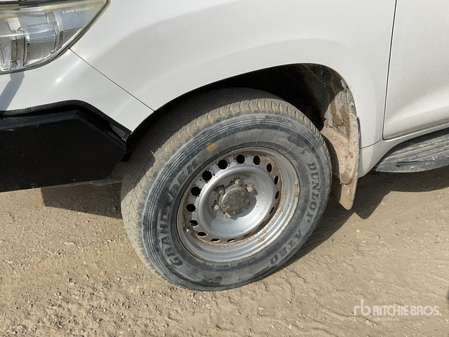 2018 Toyota Prado 150L 4x4 SUV - SUV: foto 5 2018 Toyota Prado 150L 4x4 SUV - SUV: foto 5