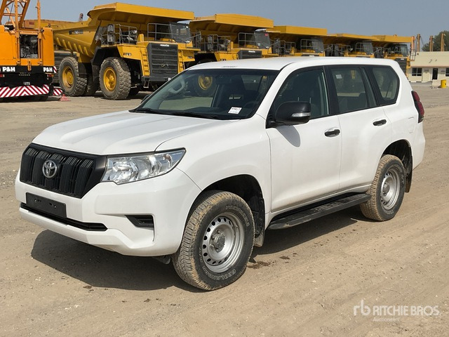 2018 Toyota Prado TX 150L 4x4 SUV - SUV: foto 2 2018 Toyota Prado TX 150L 4x4 SUV - SUV: foto 2