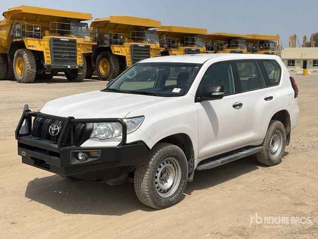 2018 Toyota Prado TX 150L 4x4 SUV - SUV: foto 1 2018 Toyota Prado TX 150L 4x4 SUV - SUV: foto 1