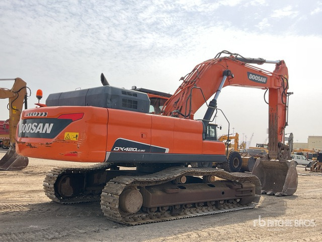 2019 Doosan DX420LC-9C - Escavadora de rastos: foto 3 2019 Doosan DX420LC-9C - Escavadora de rastos: foto 3