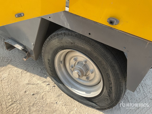 2020 Atlas Copco XRVS1350 CD Mobile Air Compressor - Compressor de ar: foto 5 2020 Atlas Copco XRVS1350 CD Mobile Air Compressor - Compressor de ar: foto 5