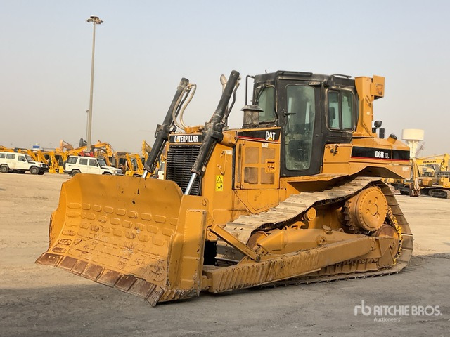Cat D6R XL - Buldôzer: foto 1 Cat D6R XL - Buldôzer: foto 1