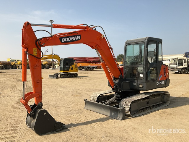 Doosan DH55-V Tracked Excavator - Escavadora de rastos: foto 2 Doosan DH55-V Tracked Excavator - Escavadora de rastos: foto 2