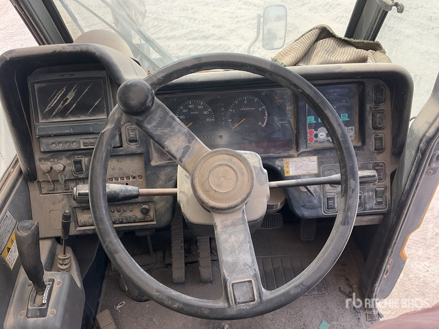 Kato KR-25H Rough Terrain Crane - Grua de estaleiro: foto 4 Kato KR-25H Rough Terrain Crane - Grua de estaleiro: foto 4