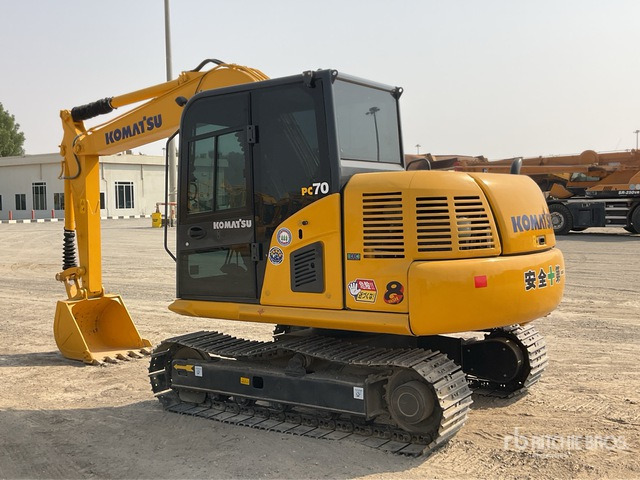 Komatsu PC70-8 - Mini escavadeira: foto 3 Komatsu PC70-8 - Mini escavadeira: foto 3