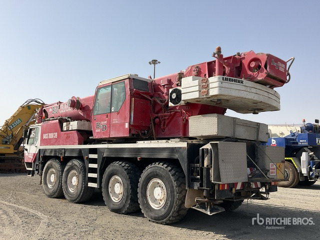 Liebherr 1080 - Grua todo o terreno: foto 3 Liebherr 1080 - Grua todo o terreno: foto 3