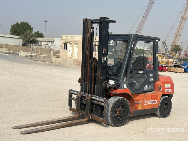 Toyota 02-7FD35 Forklift - Empilhador: foto 2 Toyota 02-7FD35 Forklift - Empilhador: foto 2