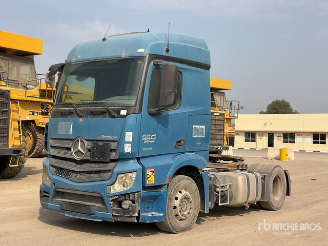 2015 Mercedes-Benz Actross 1843LS 4x2 S/A Sleeper Truck Tractor - Tractor: foto 2 2015 Mercedes-Benz Actross 1843LS 4x2 S/A Sleeper Truck Tractor - Tractor: foto 2