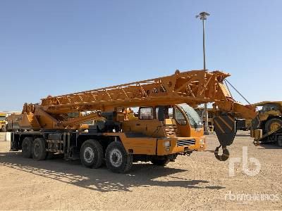 XCMG 50 ton 8x4x4 - Grua móvel: foto 4 XCMG 50 ton 8x4x4 - Grua móvel: foto 4