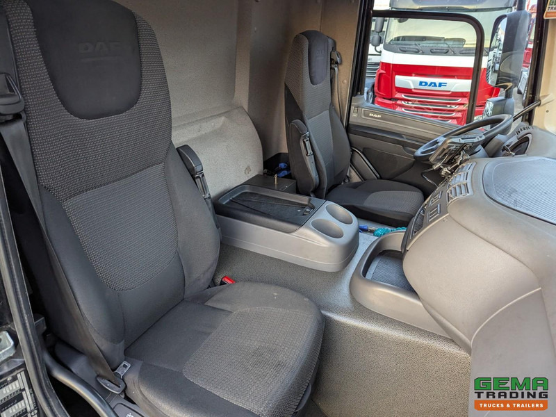 Camião frigorífico DAF CF 280 FAN 6x2/4 DagCab Euro6 - Koel-VriesBak 7.9m + Carrier Supra 1150MT + Laadklep 2000kg: foto 18 Camião frigorífico DAF CF 280 FAN 6x2/4 DagCab Euro6 - Koel-VriesBak 7.9m + Carrier Supra 1150MT + Laadklep 2000kg: foto 18