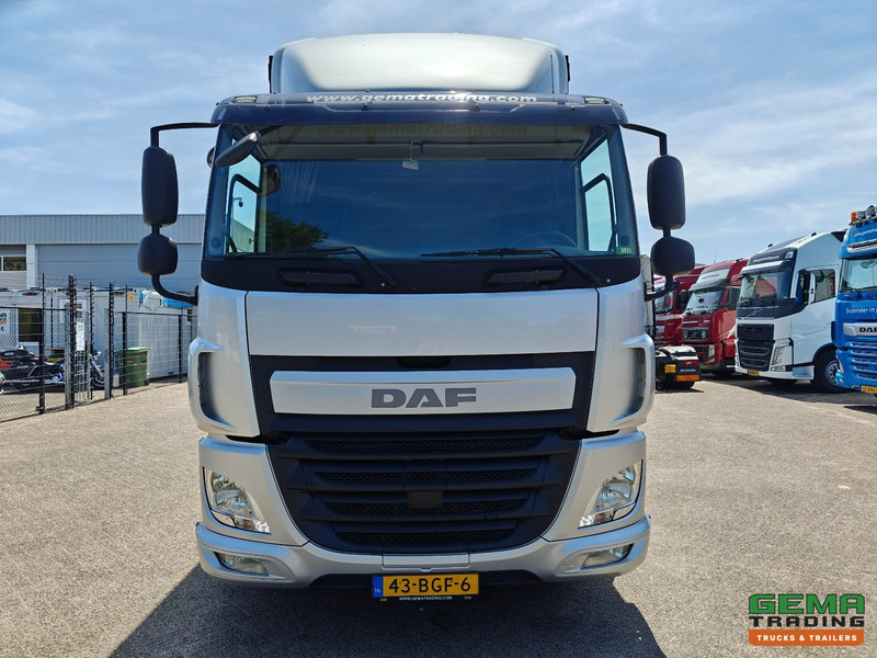 Camião de lona DAF CF 400 FAN 6x2/4 SpaceCab Euro6A - Schuifzeilenbak 7.7m + Laadklep 2000kg - HH Vloer - AanhangerKoppeling: foto 7