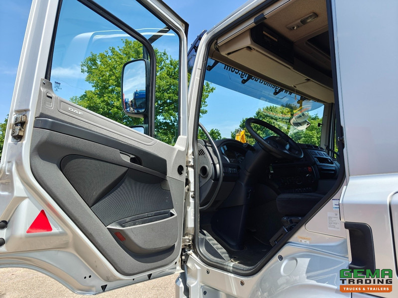 Camião de lona DAF CF 400 FAN 6x2/4 SpaceCab Euro6A - Schuifzeilenbak 7.7m + Laadklep 2000kg - HH Vloer - AanhangerKoppeling: foto 11