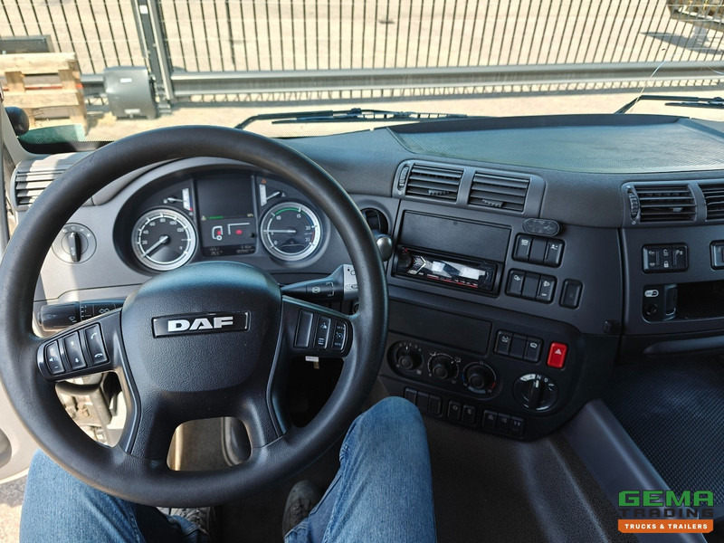 Camião de lona DAF CF 400 FAN 6x2/4 SpaceCab Euro6A - Schuifzeilenbak 7.7m + Laadklep 2000kg - HH Vloer - AanhangerKoppeling: foto 14