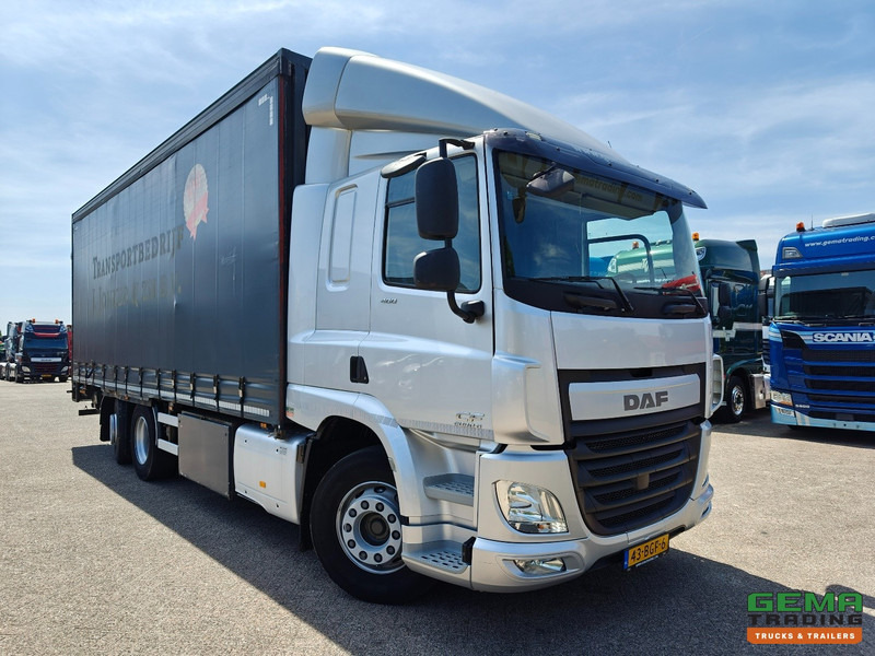 Camião de lona DAF CF 400 FAN 6x2/4 SpaceCab Euro6A - Schuifzeilenbak 7.7m + Laadklep 2000kg - HH Vloer - AanhangerKoppeling: foto 6