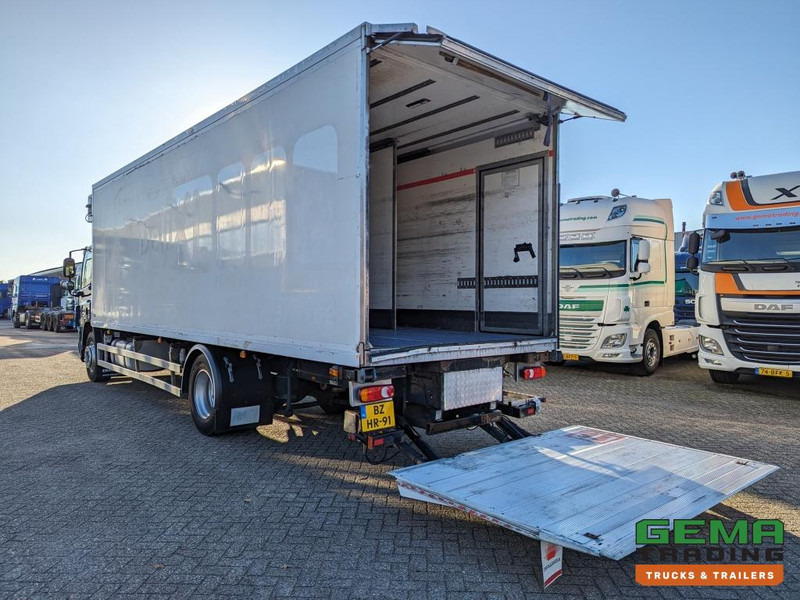 DAF FA CF65.220 4x2 Daycab Euro5 KoelVriesBak 8m - FrigoBlock - Zijdeuren - Compartimenten (V669) - Camião frigorífico: foto 3 DAF FA CF65.220 4x2 Daycab Euro5 KoelVriesBak 8m - FrigoBlock - Zijdeuren - Compartimenten (V669) - Camião frigorífico: foto 3