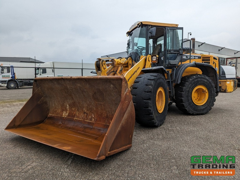 Hyundai HL760-9A Wheelloader - BM-Air overdruk unit - Cummins QSB6.7 - Engine prefilters (M33) - Pá carregadora de rodas: foto 1 Hyundai HL760-9A Wheelloader - BM-Air overdruk unit - Cummins QSB6.7 - Engine prefilters (M33) - Pá carregadora de rodas: foto 1