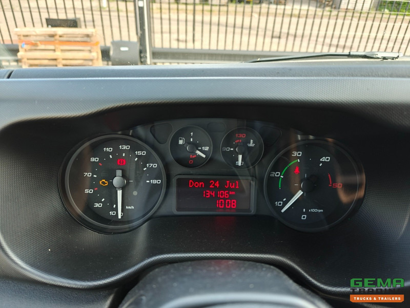 Locação financeira de Iveco Daily 5-130 2 Persoons Camper - Airco/Boiler/Toilet - 134.000km - Fiamma Luifel - Fietsendrager - 05/2026 APK Iveco Daily 5-130 2 Persoons Camper - Airco/Boiler/Toilet - 134.000km - Fiamma Luifel - Fietsendrager - 05/2026 APK: foto 18