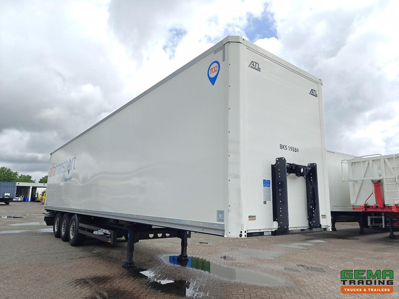 Kögel S24-1 3-Assen SAF - Schijfremmen - Gesloten Opbouw - Semi-reboque furgão: foto 5 Kögel S24-1 3-Assen SAF - Schijfremmen - Gesloten Opbouw - Semi-reboque furgão: foto 5