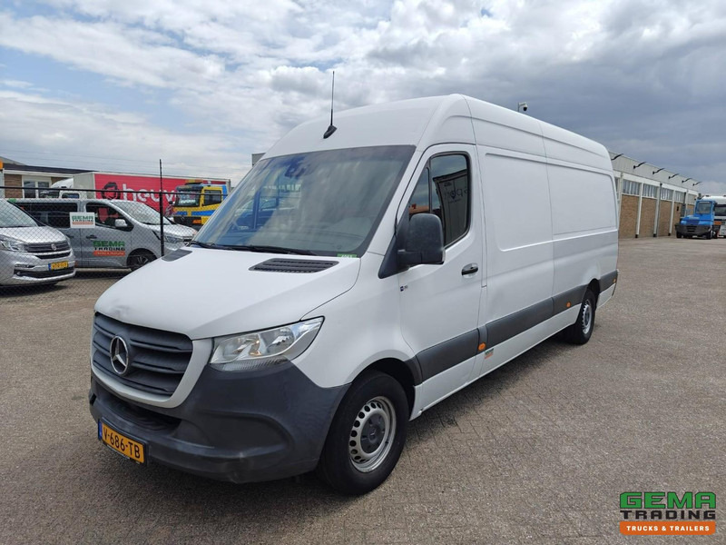 Mercedes-Benz Sprinter 311 CDI L3H2 - Euro6ZF - Automaat - Navigatie - Camera - 06/2026 APK - Furgão compacto: foto 1 Mercedes-Benz Sprinter 311 CDI L3H2 - Euro6ZF - Automaat - Navigatie - Camera - 06/2026 APK - Furgão compacto: foto 1