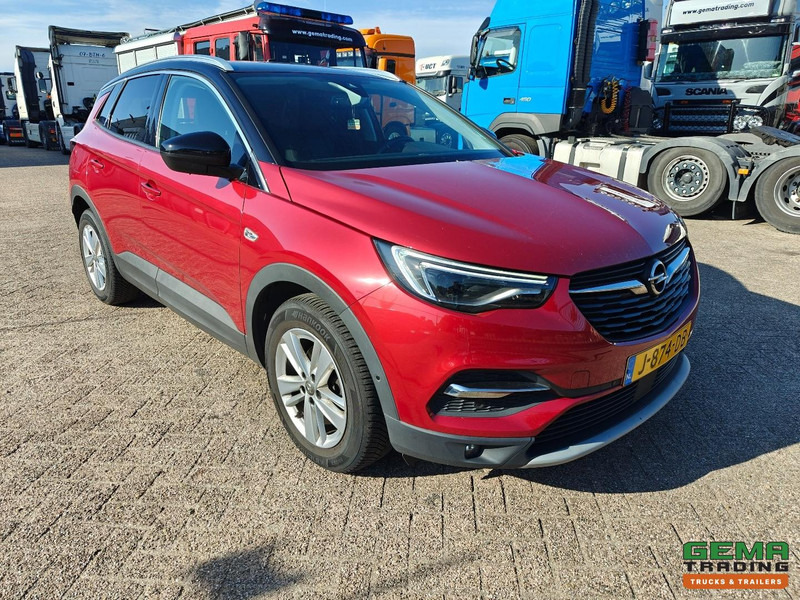 Opel Grandland X  1.5 CDTi - Euro6 BG - Automaat - 4-Seizoens Banden - NIEUWE MOTOR met 3 jaar garantie - 06/2026 APK - Automóvel: foto 2 Opel Grandland X  1.5 CDTi - Euro6 BG - Automaat - 4-Seizoens Banden - NIEUWE MOTOR met 3 jaar garantie - 06/2026 APK - Automóvel: foto 2